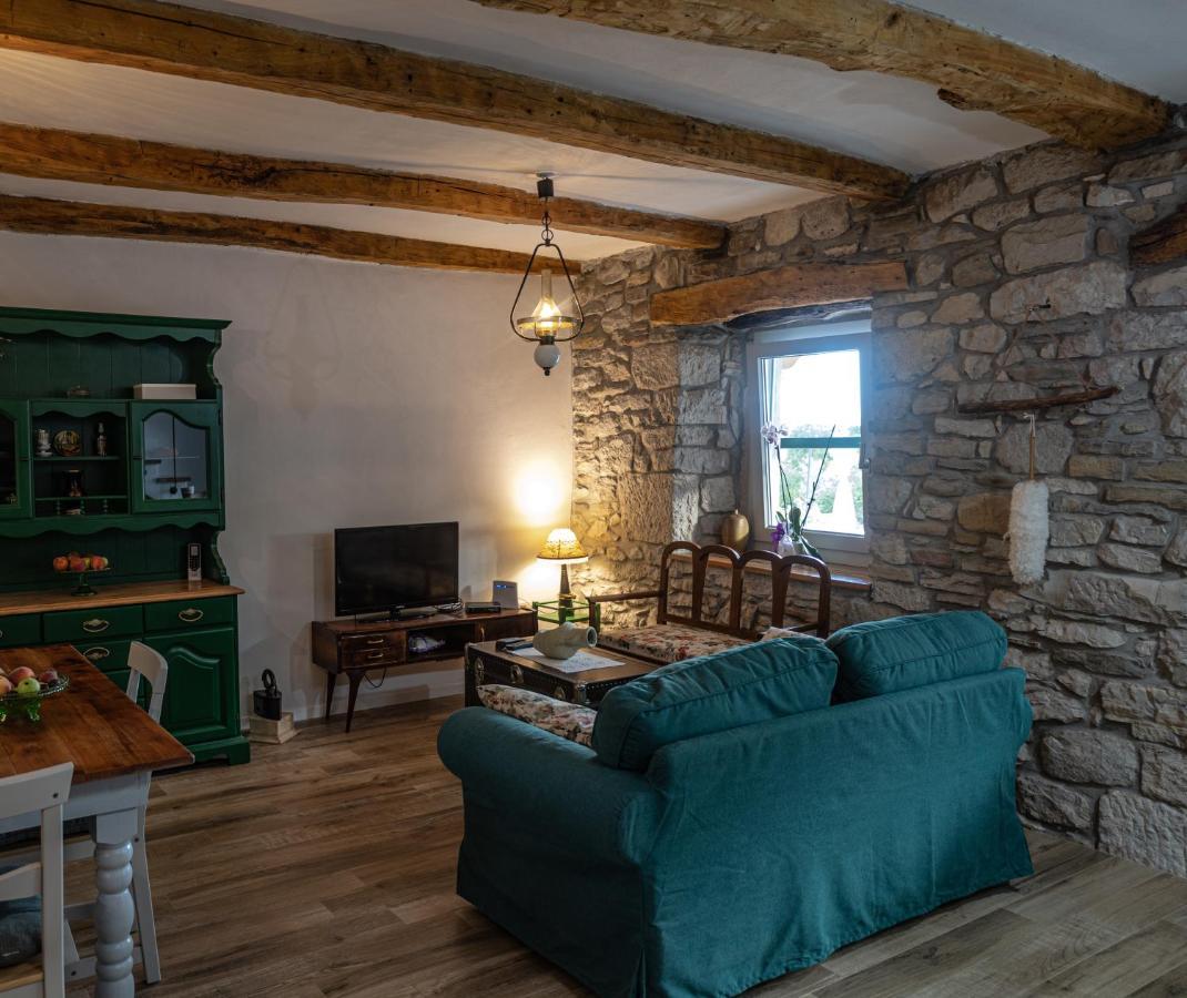 Villa Klara Buzet Esterno foto