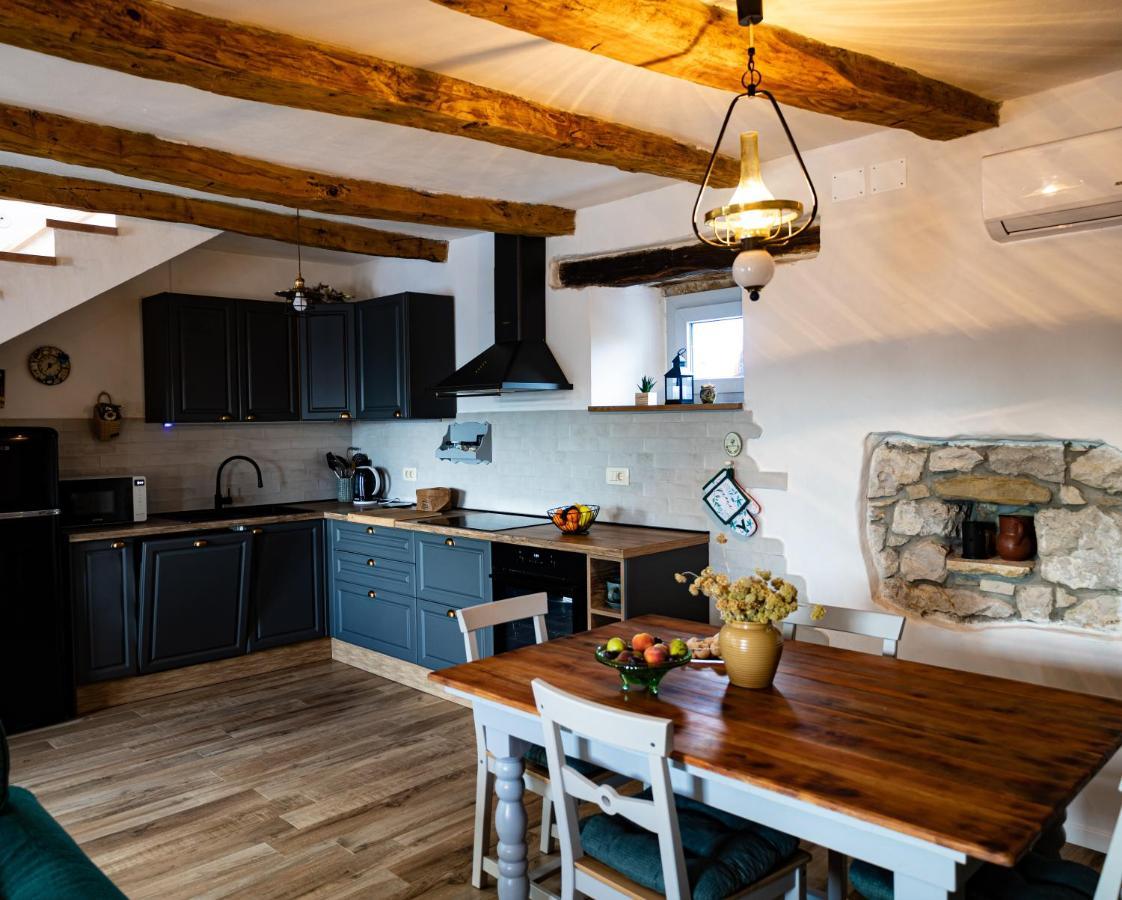 Villa Klara Buzet Esterno foto